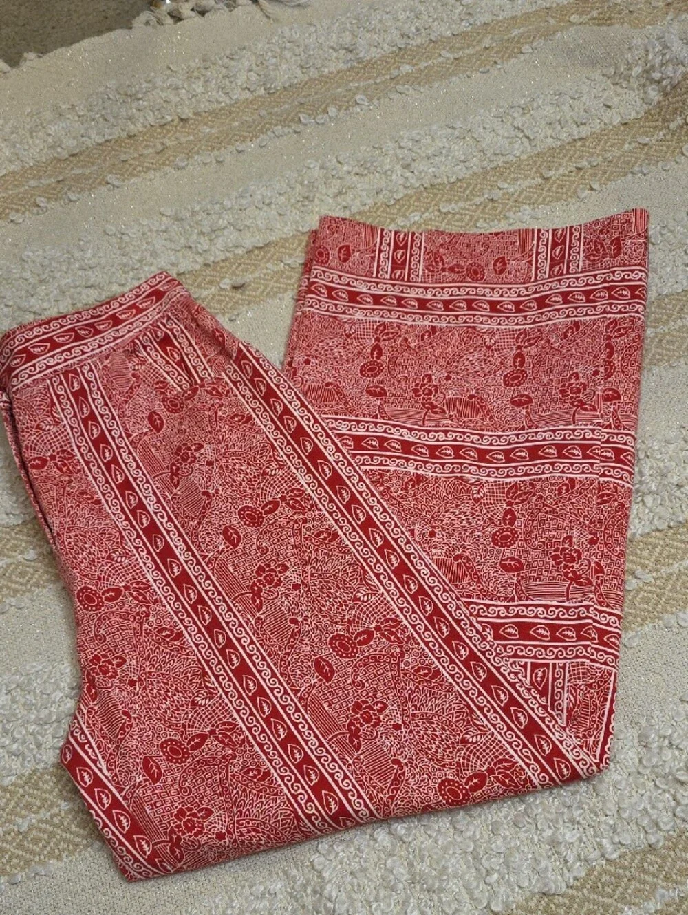 Printed Wide-Leg Cotton Pants in Pinky Red White Floral Paisley Medium (S) - Picture 10 of 12